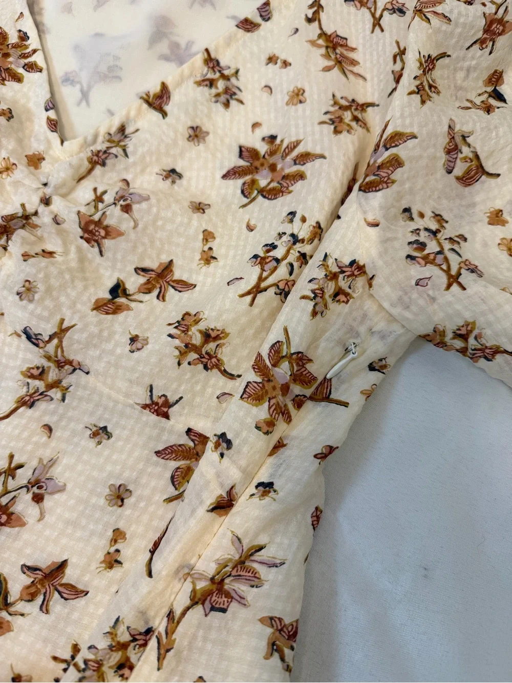 Madewell Cream Floral Gingham Silk V-Neck Blouse Puff Sleeves Women’s Size 8